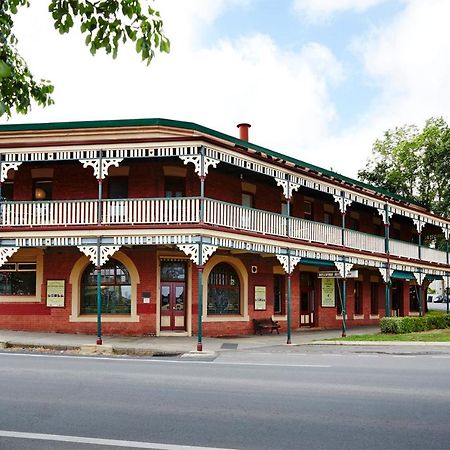 The Daylesford Hotel Exterior photo